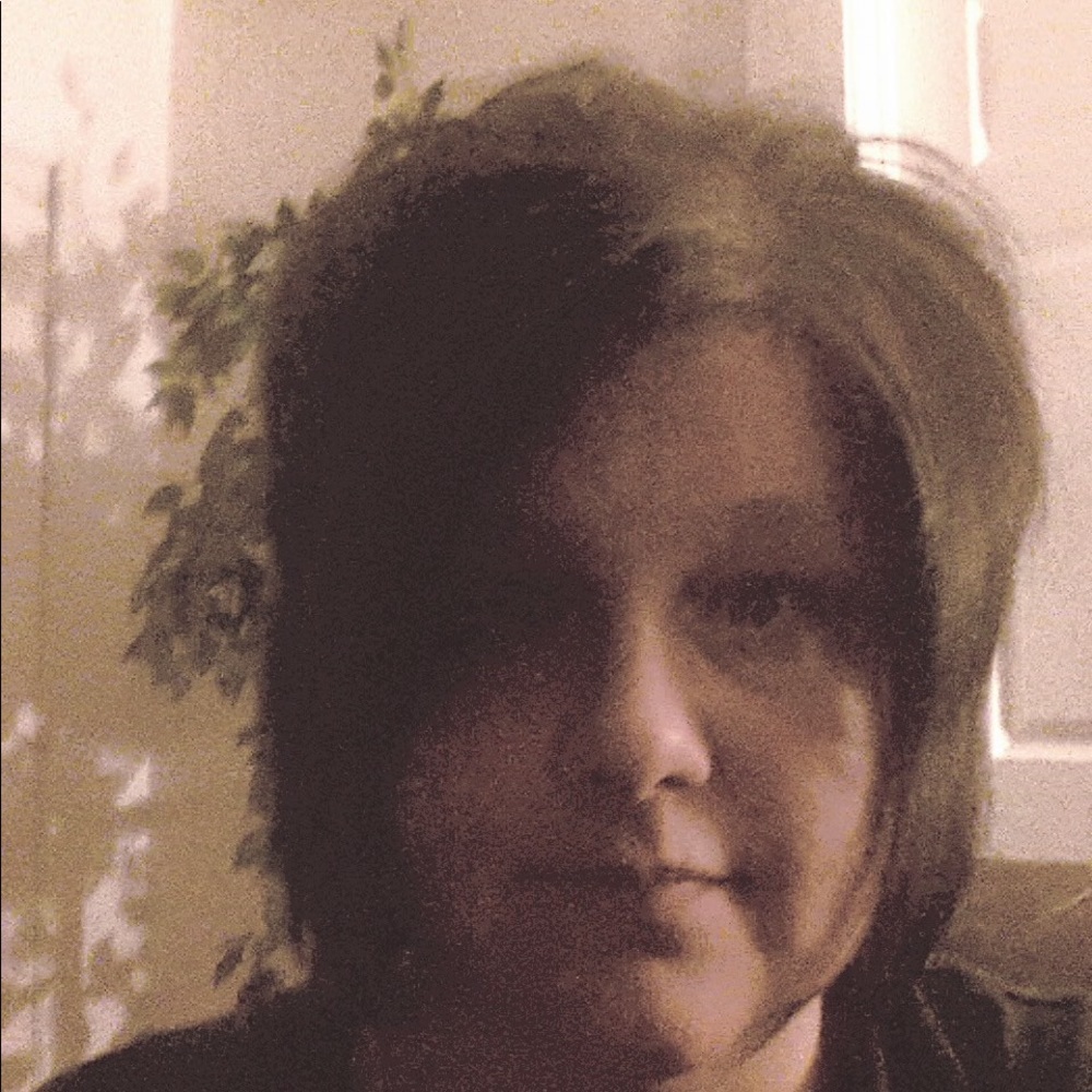 Meet your Posher, Deana